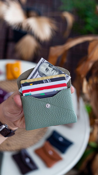 Zoozie Bags Tarjetero Verde Mar en Piel Auténtica